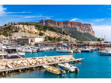 location local commercial 39m² cassis 13260