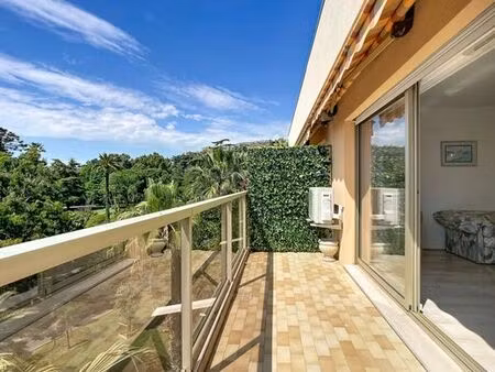 appartement de luxe de 2 chambres en vente à nice  france
