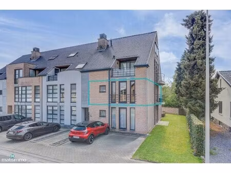 appartement te koop in bilzen-hoeselt met 2 slaapkamers
