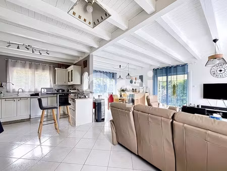 vente maison 5 pièces 126 m² à jugeals-nazareth (19500)  245 900 €
