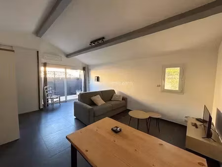 location appartement 1 pièces 30 m2 à martigues