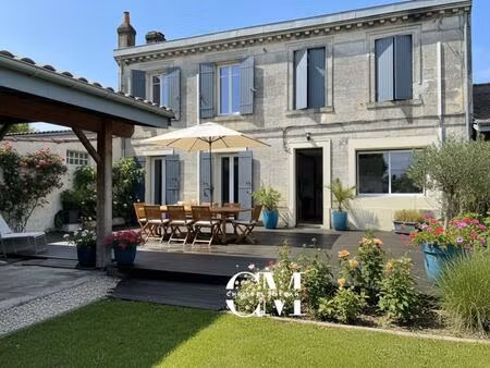 echoppe floirac limite bastide 5 pièces 125 m2  studio  parking