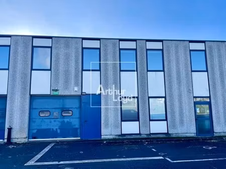 location local d’activités vaux-le-pénil 77000 460m²