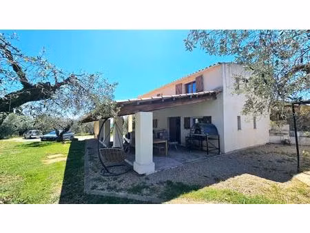 propriété de charme sur 5 000 m² zone ub + cabanon