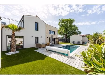 magnifique maison - 4 chambres et piscine