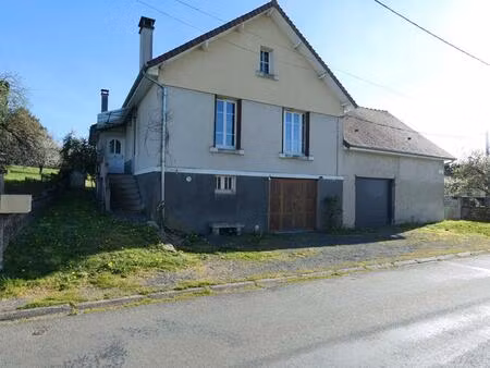 maison115 m2 / 3 chambres / sous-sol / grand garage / terrain 1548m²