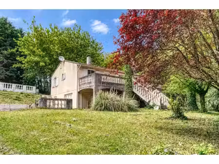 maison 5 pièces de 131m2 sur parcelle de 2001m2