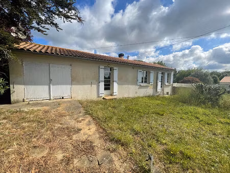 vente maison 3 pièces  75.00m²  longeville