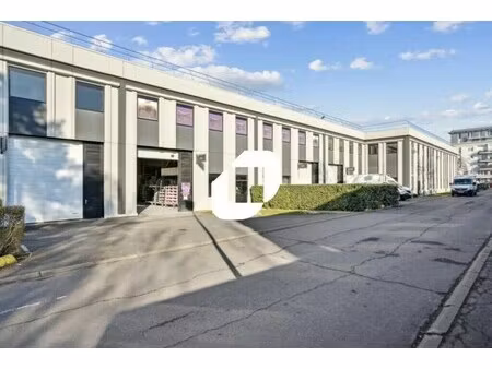 location local d’activités lognes 77185 238m² à 1150m²