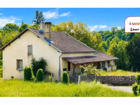 maison de 150 m² à liorac sur louyre - 136 000 €