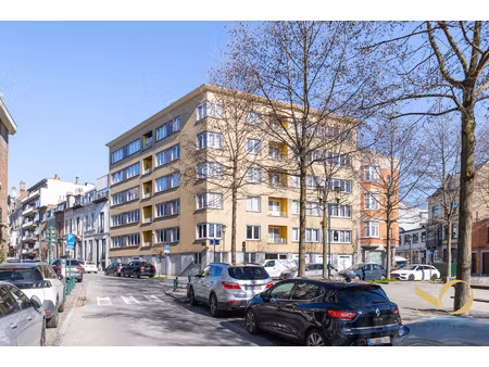appartement te koop in brussel met 2 slaapkamers