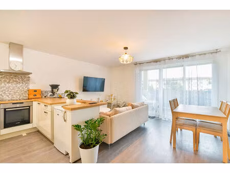 vente appartement 3 pièces  65.00m²  brie