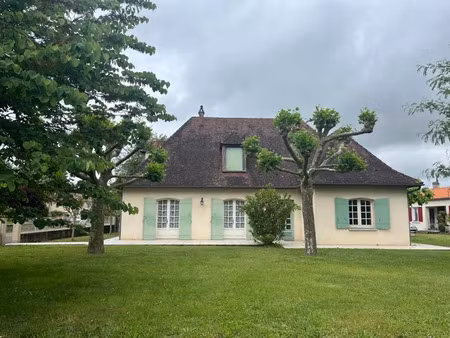 vente maison 6 pièces 104 m² à saint-pierre-d'eyraud (24130)  265 500 €