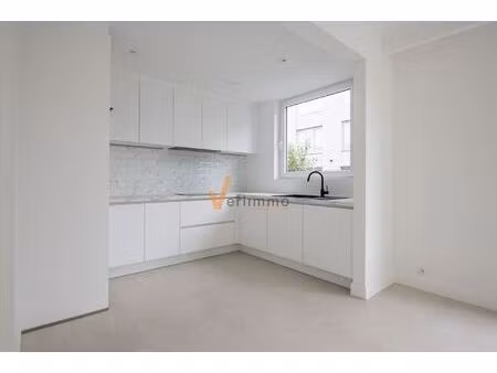 appartement te koop in schoten met 2 slaapkamers
