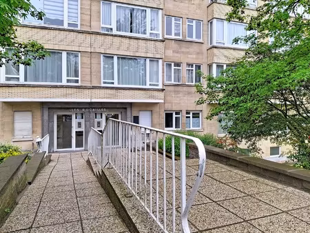appartement te koop in etterbeek met 1 slaapkamer