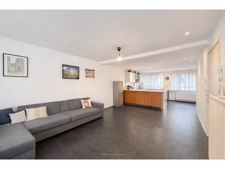 appartement te koop in oudenaarde met 3 slaapkamers