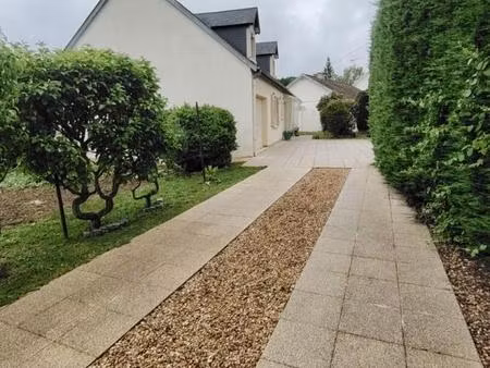 moree pavillon économique de plain pied avec piscine couverte + 2 garages