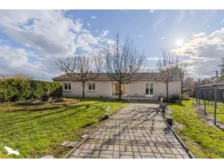 vente maison 7 pièces 145 m² à saint-denis-de-pile (33910)  276 120 €