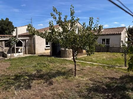 maison de plain-pied avec 4 chambres  garage et jardin à trèbes