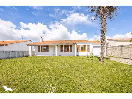 vente maison 4 pièces 90.2 m² à montroy (17220)  288 366 €