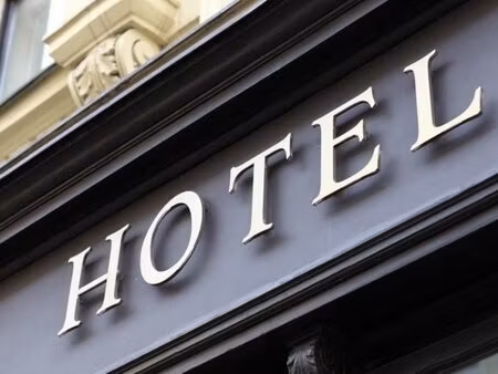 bel hôtel de 1000 m2.