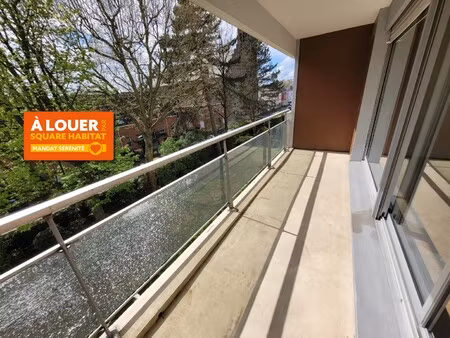 location appartement 3 pièces 83m² croix 59170