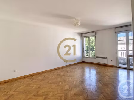 location appartement 3 pièces 69 m² à thiais (94320)