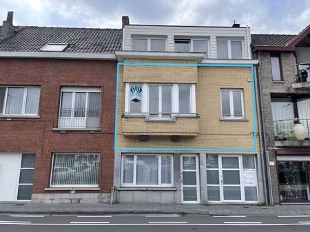 instapklaar 1 slaapkamer-appartement te huur in zelzate