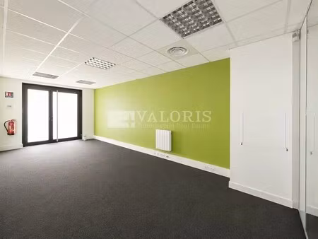 location bureaux 86 m²