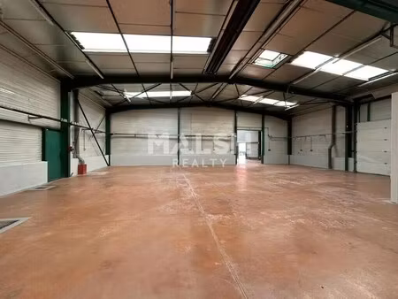 location local d’activités arnas 69400 535m²