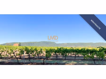 domaine viticole en provence avec 3 habitations 18 ha fort pote