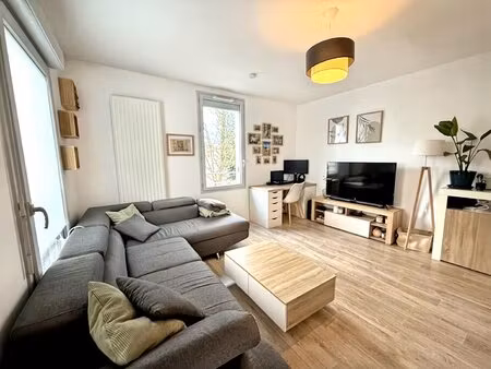bel appartement t3 proche du tram