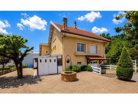vente maison 5 pièces 91 m² à maubec (38300)  317 000 €