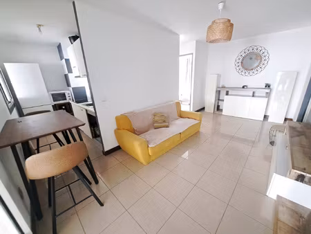 location appartement 2 pièces 42m² st denis 97490