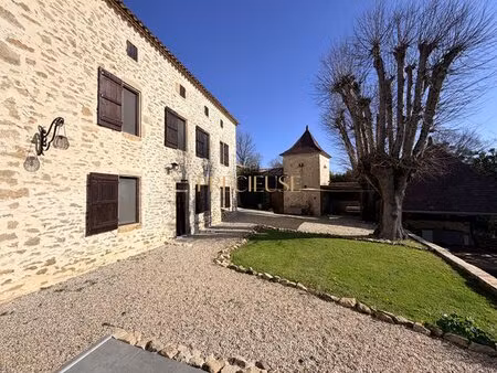 maison en pierre 8 pièce(s) 277 m2