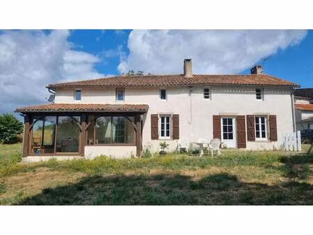 vente maison à boismé (79300) : à vendre / 181m² boismé
