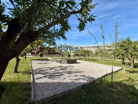 montferrier  grand t2 avec jardin privatif de 100m2 - réside