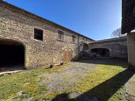 vente ferme 5 pièces 160.75 m² à chabrillan (26400)  360 000 €