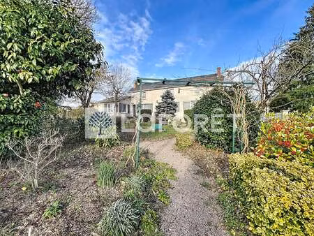 vente maison à bressuire (79300) : à vendre / 145m² bressuire
