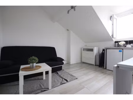 location appartement 1 pièce 12m²