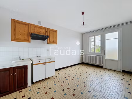 location appartement 1 pièce 38m² conde sur vire 50890
