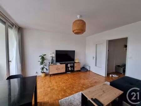 location appartement 2 pièces 53m² villecresnes 94440