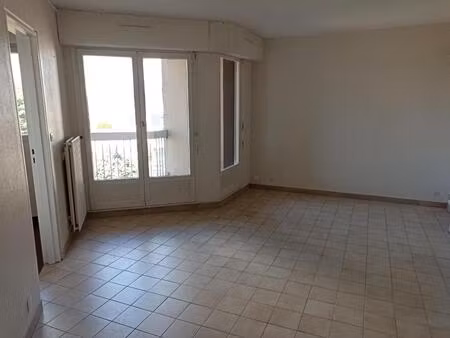 location appartement 1 pièce 34m² evreux 27000
