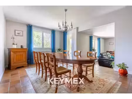 vente maison 8 pièces 210 m² à châtelguyon (63140)  399 000 €