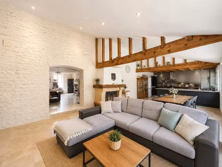 vente maison 6 pièces 227 m² à saint-vaize (17100)  428 450 €