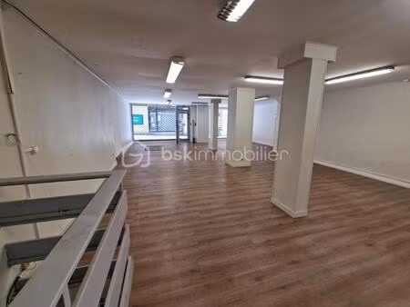 murs commerciaux voiron centre 180 000 €