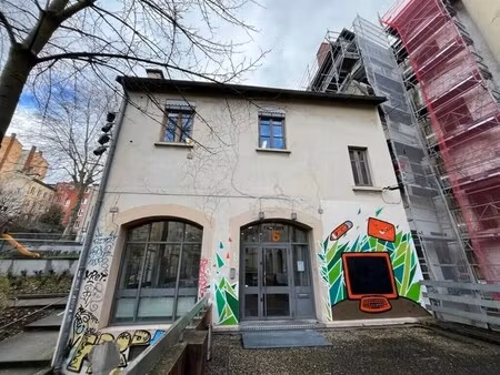 location bureaux 486 m²