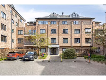 appartement te koop in oudergem met 2 slaapkamers