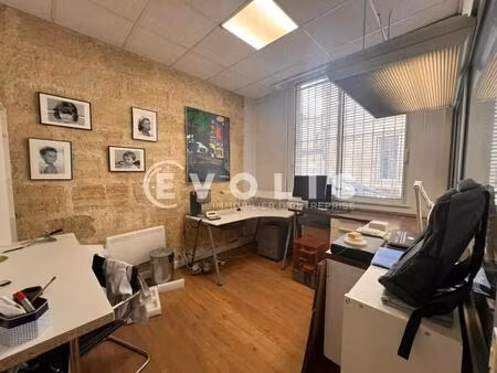 location bureaux 73 m²