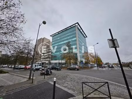 location bureaux 233 m² à 2 340 m²
